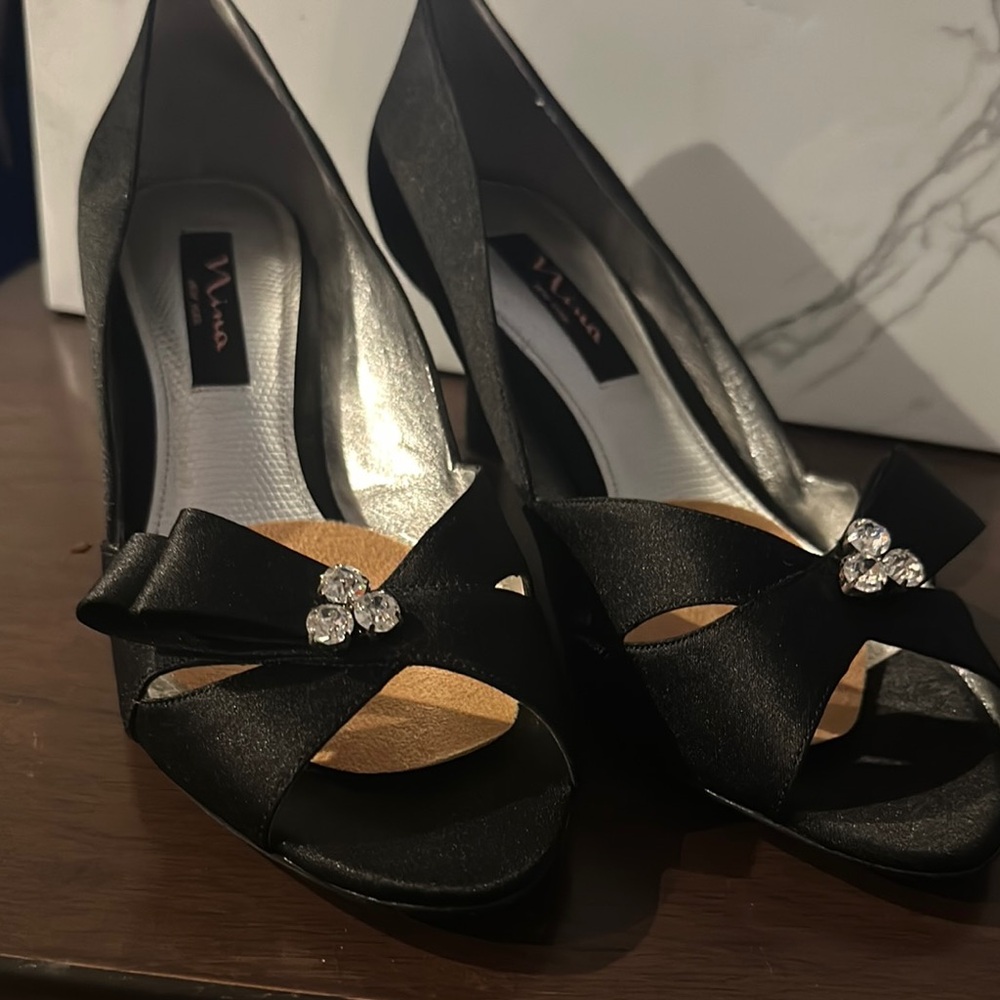 Nina Black Women's Dress Shoes